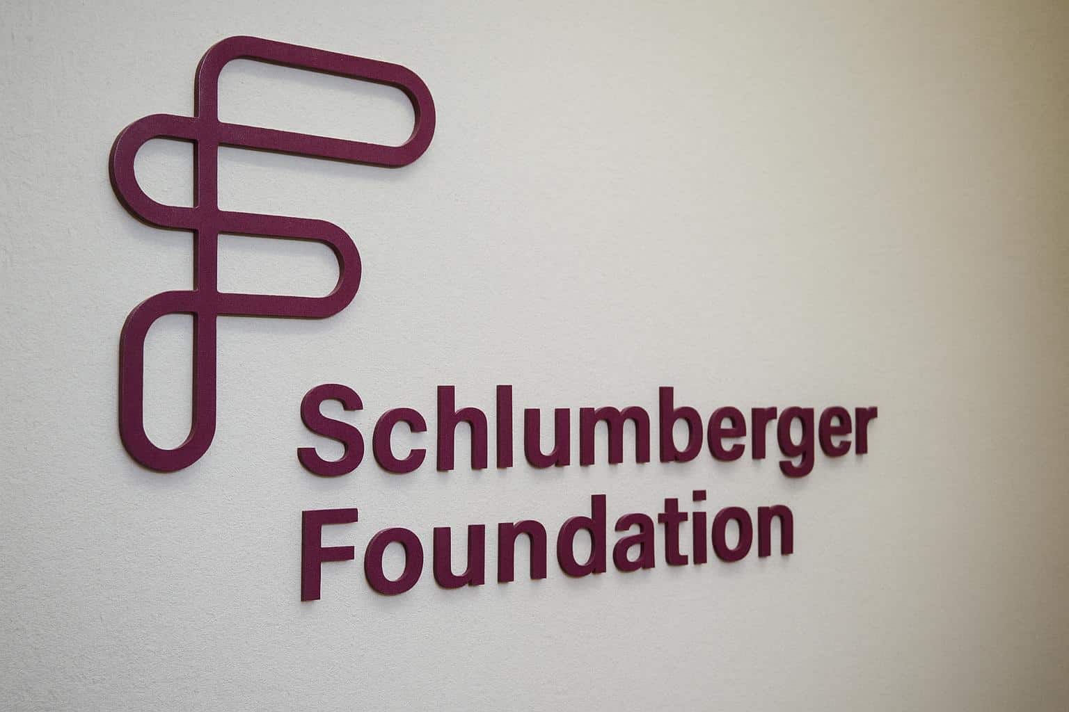 Schlumberger Opens Doors for Congo Women in STEM